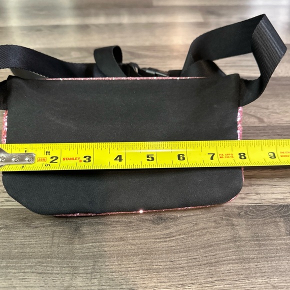 PINK Victoria's Secret Sparkly Pink Waist Bag - Picture 4 of 8